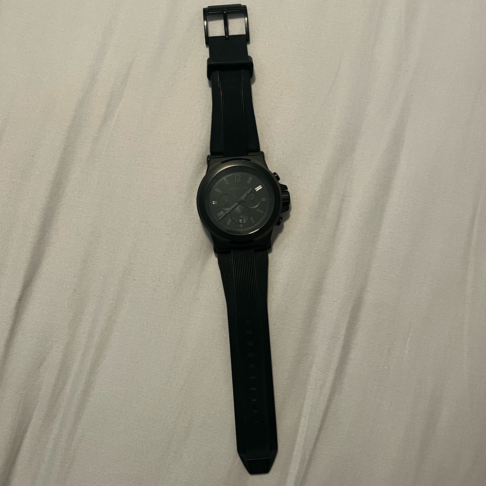 Michael Kors Dylan silicone watch